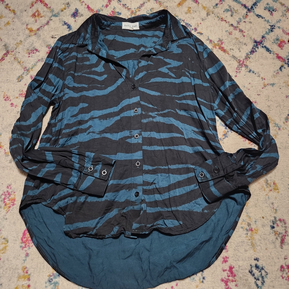 Bella Dahl Blue Zebra Blouse - Picture 1 of 4